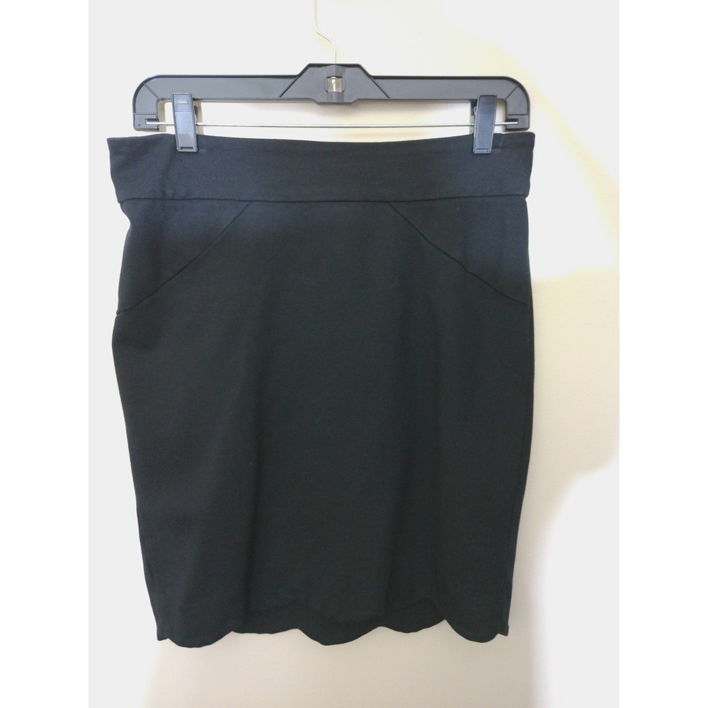 Carmen Marc Valvo Pencil Skirt Women 8 Black Scallop Hem Career Professional